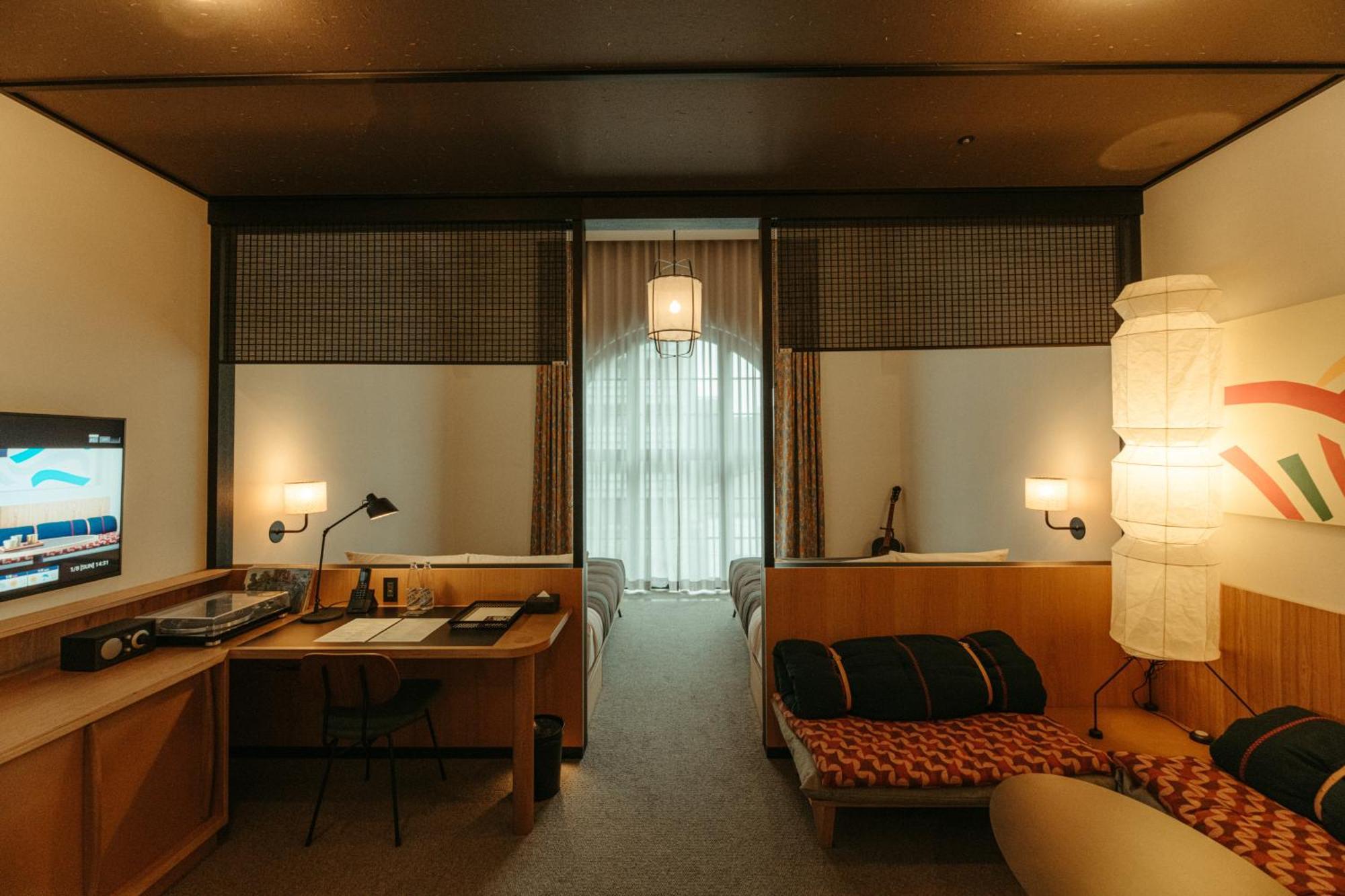 Ace Hotel Kyōto Esterno foto A room at the hotel