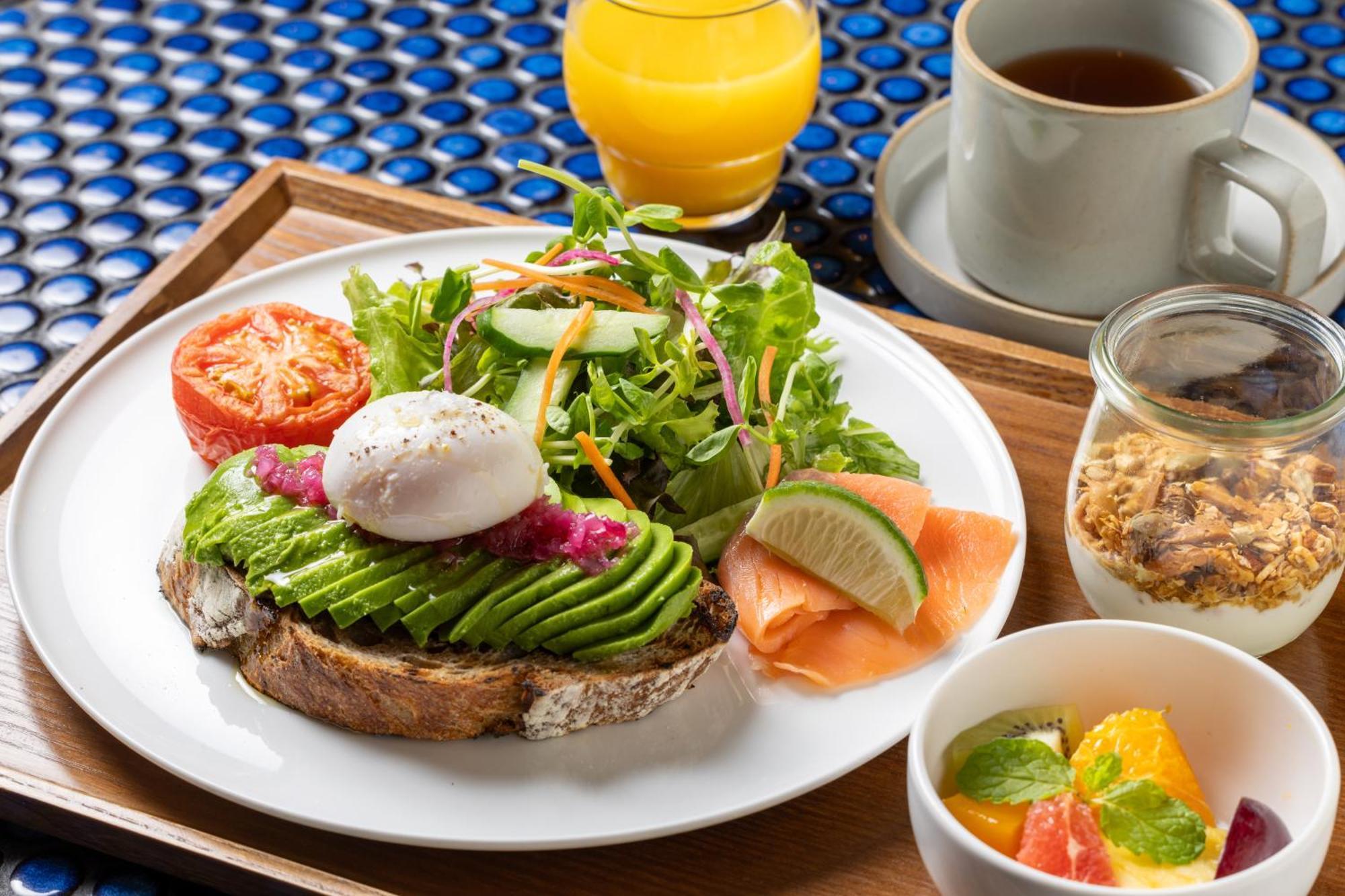 Ace Hotel Kyōto Esterno foto Avocado on toast with poached eggs